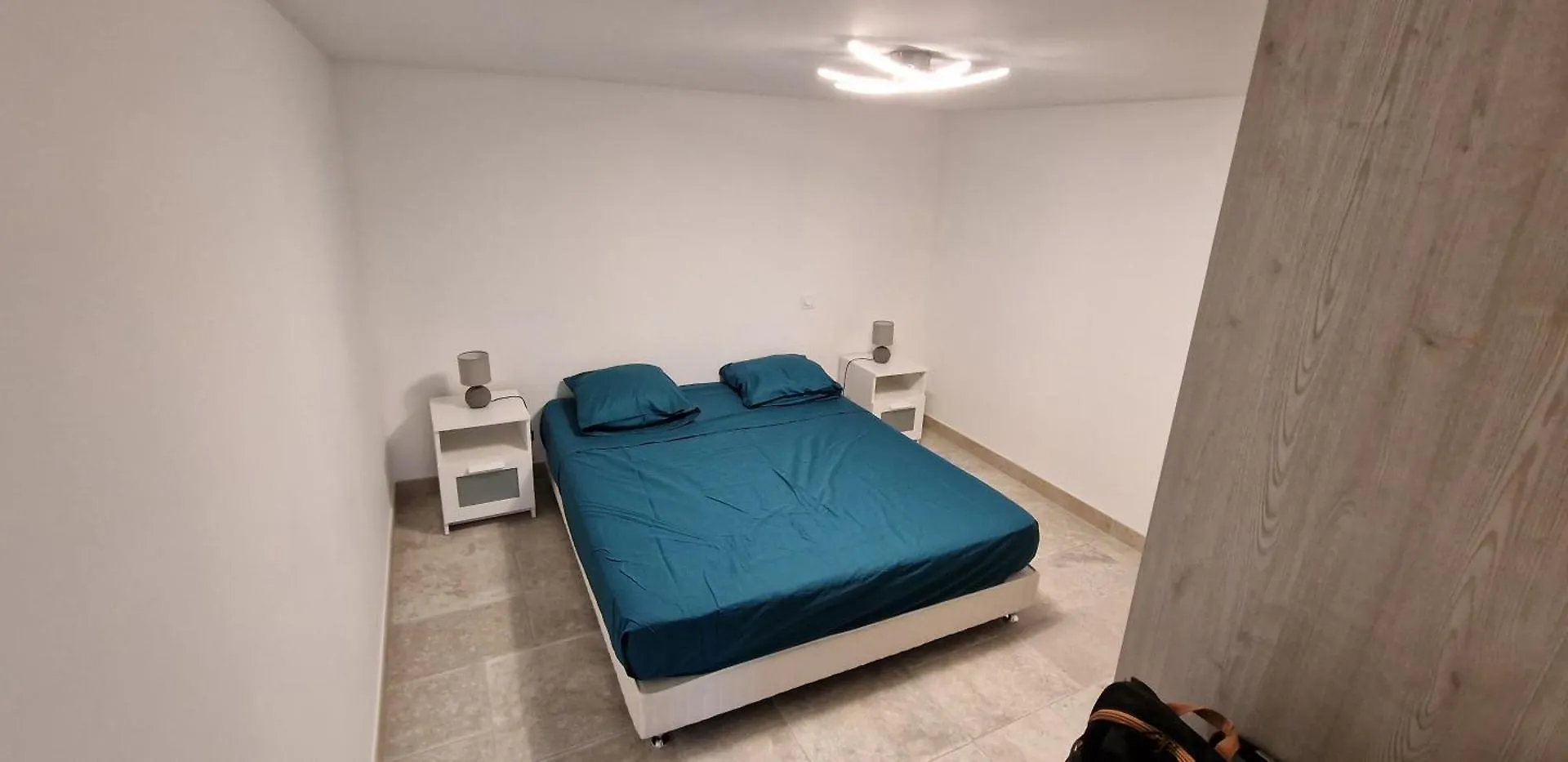 Terre De Lumiere 2. Apartment Nyons